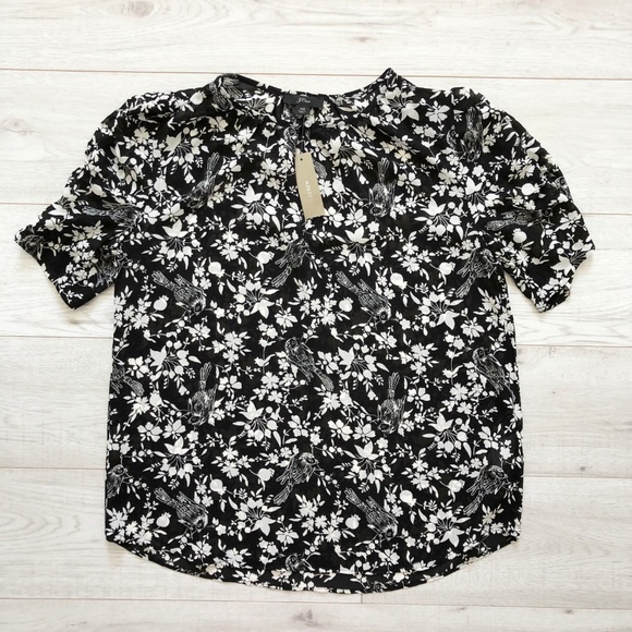 🍄SOLD🍄J.Crew Ruched-Sleeve Floral Blouse - Picture 4 of 8